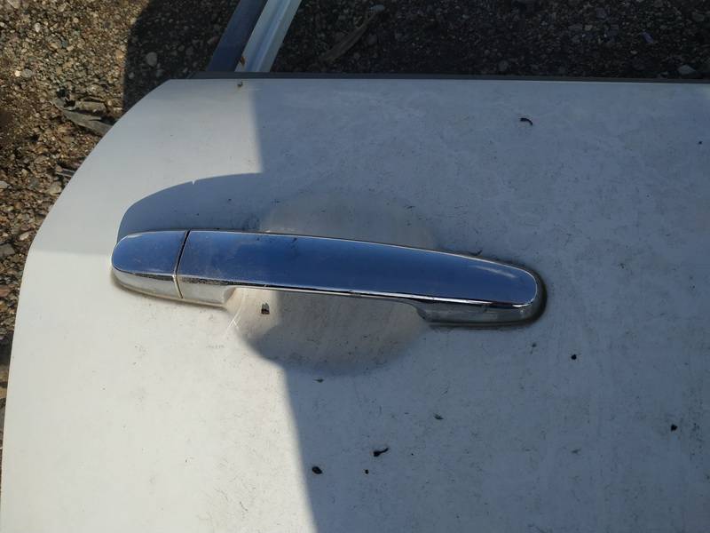 Toyota Corolla Verso 2004 Poignée de porte extérieure arrière droite