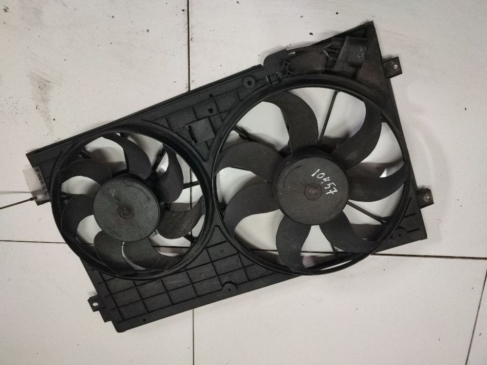 1K0121207T Volkswagen Golf 2005 Diffuser, Radiator Fan