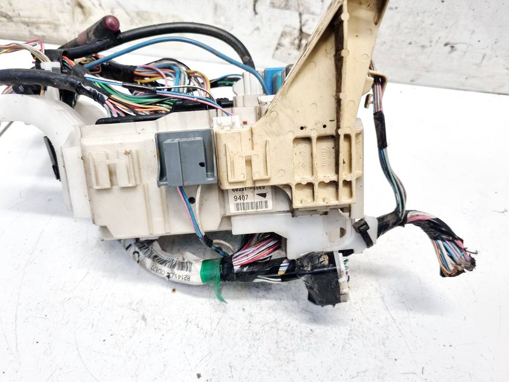 8273052700 Toyota Yaris 2006 Fuse box - Thumbnail 2