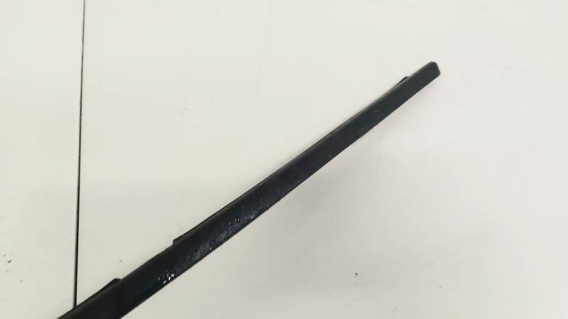 BMW 1-Series 2006 Listwa szyby drzwi - TYLNE LEWE - Thumbnail 3