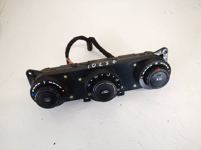 972501H000 Kia Ceed 2007 Panel sterowania klimatyzacją (przełączniki ogrzewania)