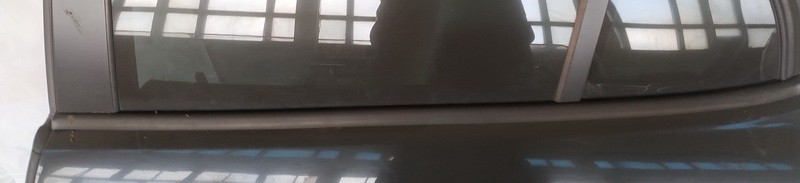 SAAB 9-3 2002 Listwa szyby drzwi - TYLNE LEWE