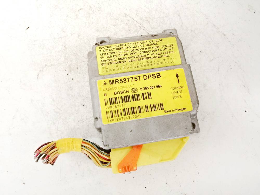 0285001686 Mitsubishi Colt 2007 SRS AIRBAG KOMPIUTERIS - ORO PAGALVIU VALDYMO BLOKAS