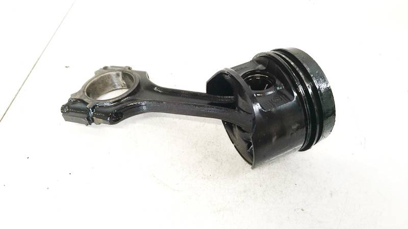 Mercedes-Benz E-CLASS 1996 Piston and Conrod (Connecting rod)