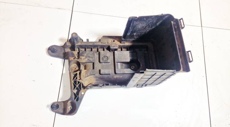 1K0915333B Audi A3 2004 Akun kotelo