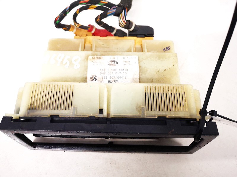 3B1907044B Volkswagen Golf 1999 Climate Control Panel (heater control switches) - Thumbnail 2