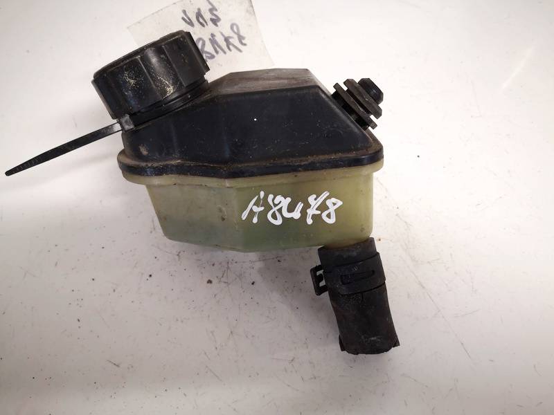 4N513531DC Volvo V50 2004 Ohjaustehostimen säiliö - Thumbnail 2