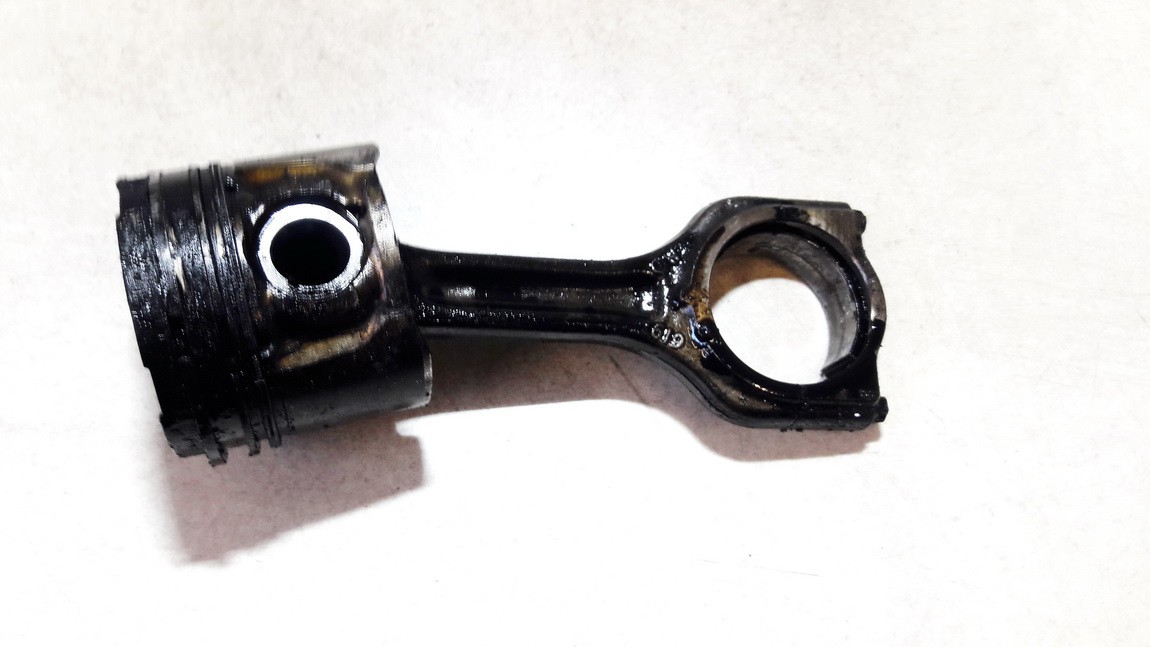 Ford C-MAX 2003 PISTON, Pistón con biela