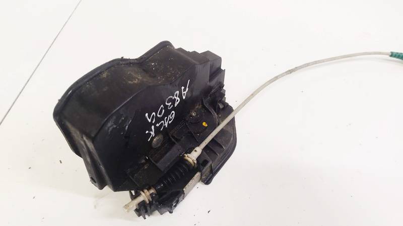 7167075 BMW 1-Series 2006 Замок двери - задний левый