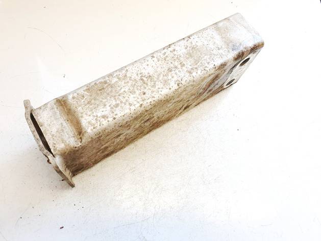 110919300C Tesla Model Y 2023 Uchwyt zderzaka - PRZEDNIE LEWE - Thumbnail 2