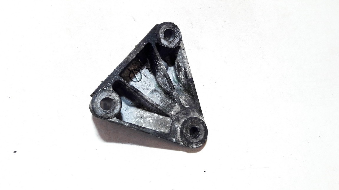 4S7Q6030AC Ford Mondeo 2002 Engine Mount Bracket and Gearbox Mount Bracket