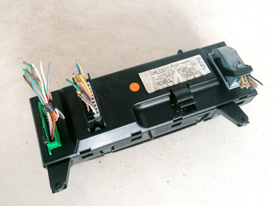 7700435401 Renault Scenic 2000 Climate Control Panel (heater control switches) - Thumbnail 2
