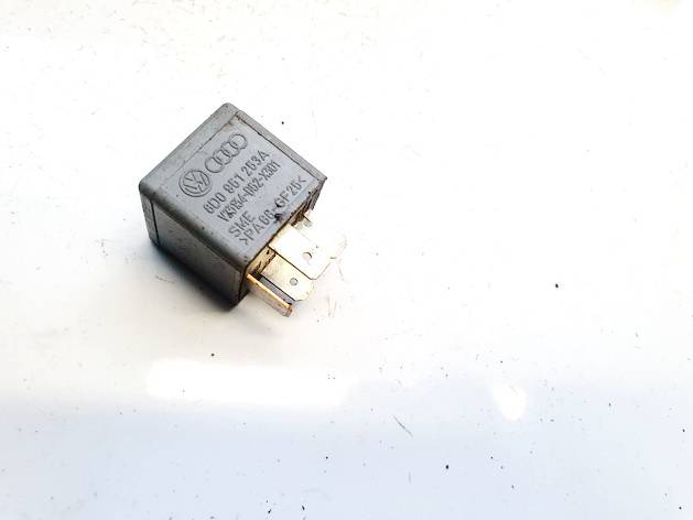 8D0951253A Volkswagen Passat 2001 Przekaźnik - Thumbnail 2