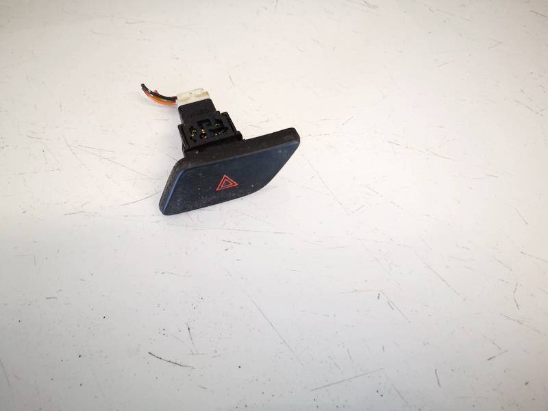 NILES06019 Nissan Murano 2005 Hazard switch