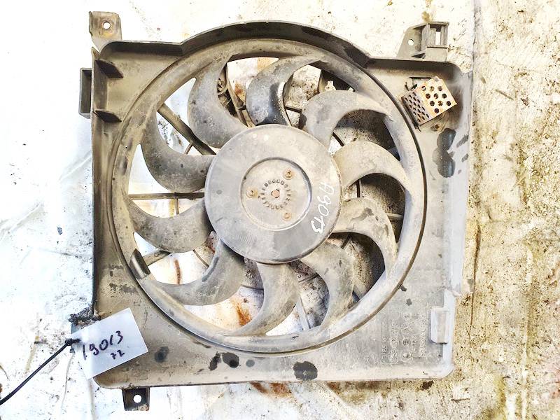 3135103909 Opel Zafira 2008 Diffuser, Radiator Fan
