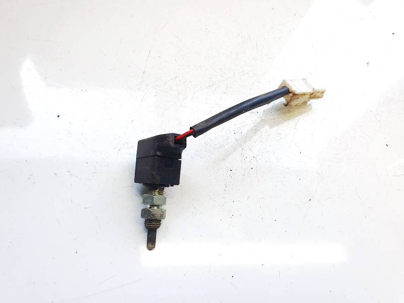 Kia Ceed 2014 Czujnik świateł hamulca (przekaźnik-klakson)