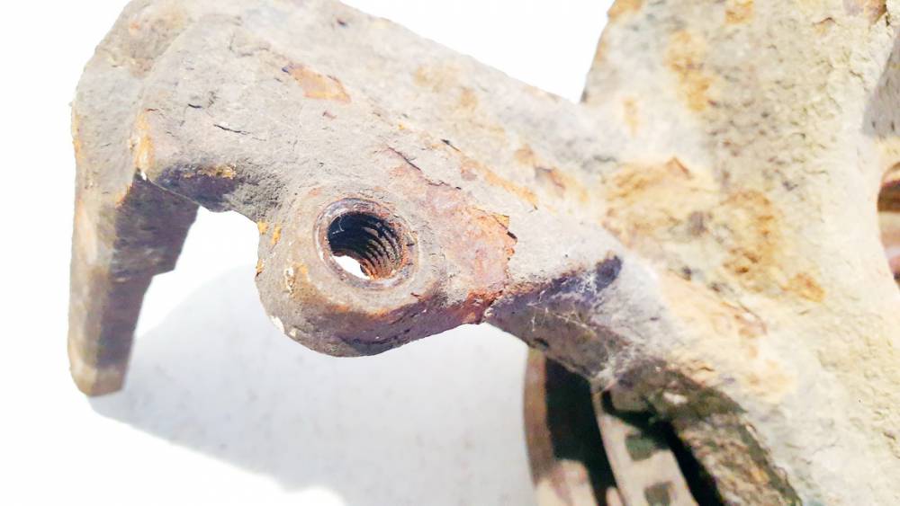 Skoda Octavia 2003 Steering knuckle - FRONT RIGHT - Thumbnail 4