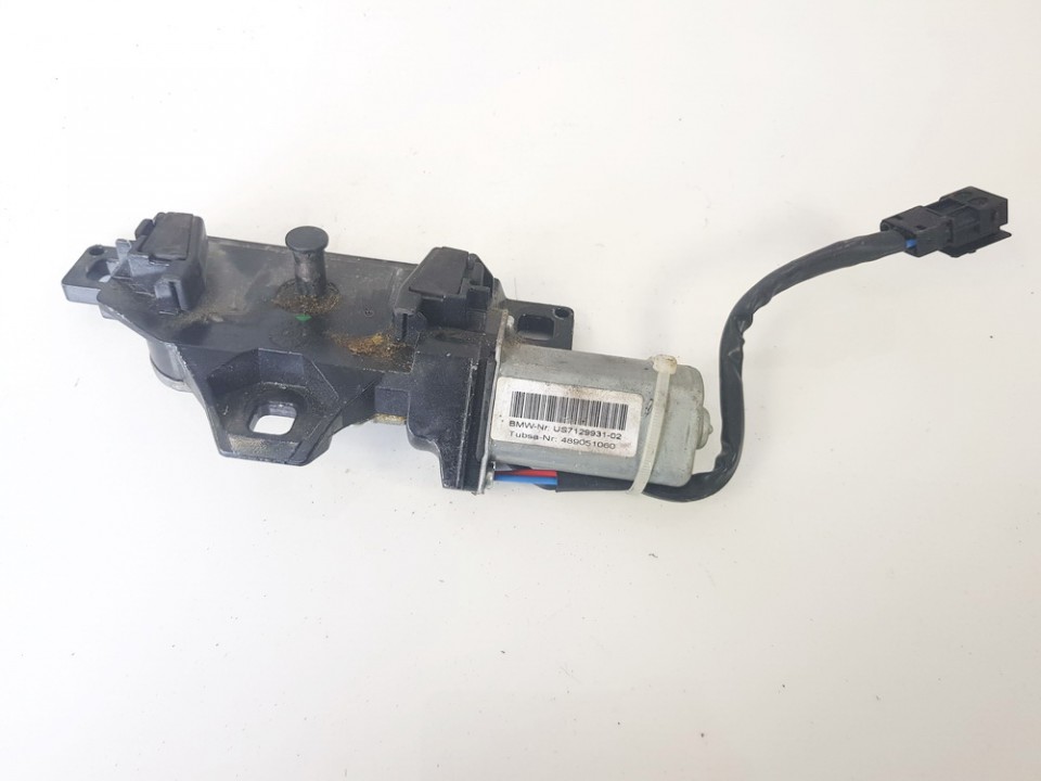 489051060 BMW 5-Series 2006 Zamek tylnej klapy - TYLNE