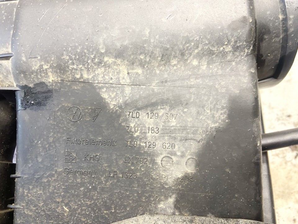 7L0129607 Volkswagen Touareg 2003 Ilmansuodattimen kotelo - Thumbnail 3