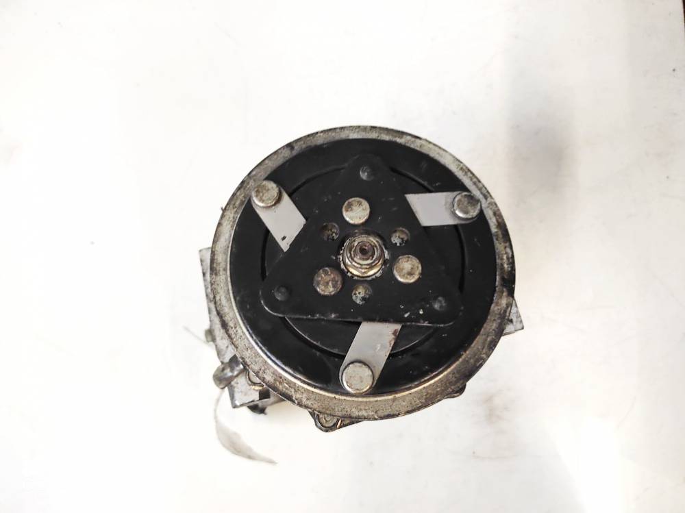 3M5H19D629KC Ford Focus 2004 AC AIR Compressor Pump