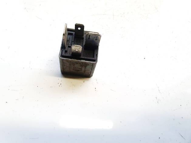 8D0951253A Volkswagen Passat 2001 RELÉ PARA AUTOMÓVIL - Thumbnail 3