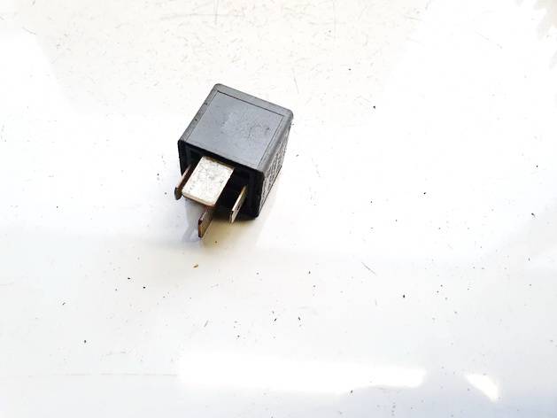 8D0951253A Volkswagen Passat 2001 Relejs - Thumbnail 3