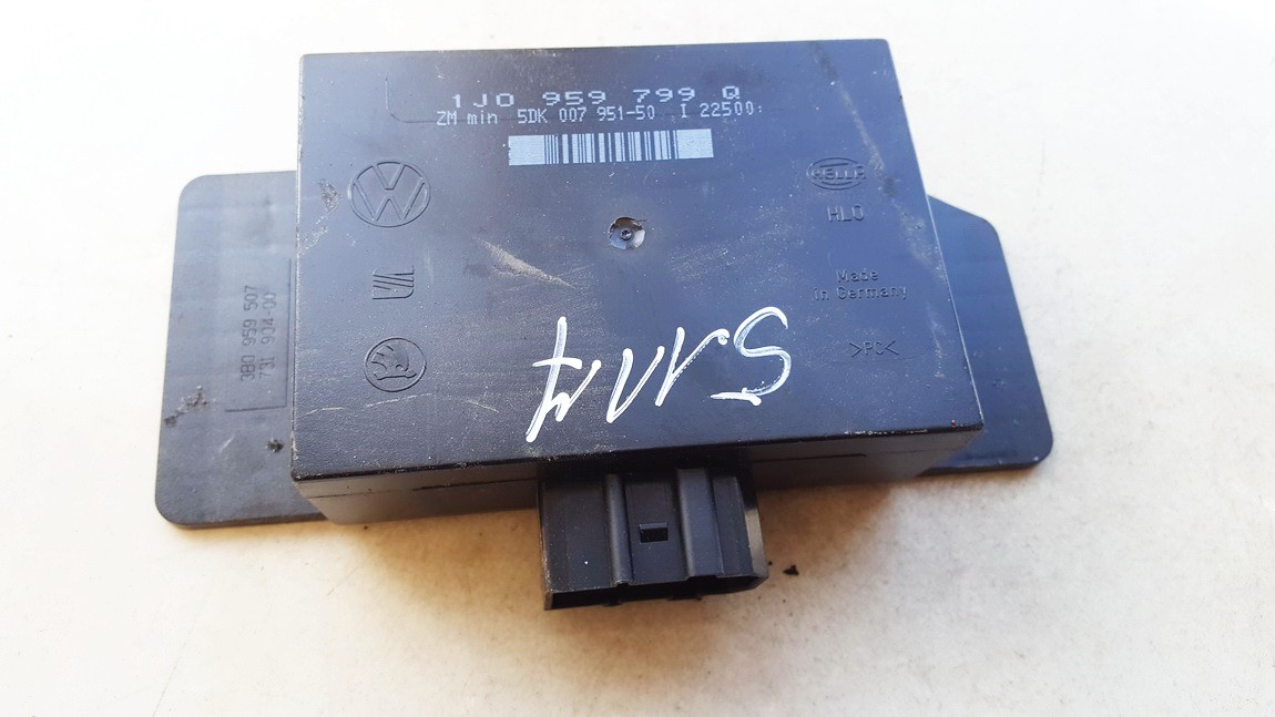 1J0959799Q Volkswagen Passat 2000 General Module Comfort Relay (Unit)