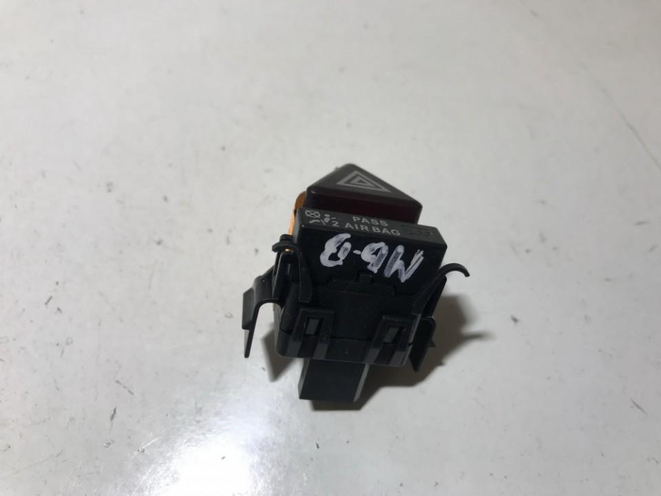 1698203610 Mercedes-Benz B-CLASS 2007 Hazard switch