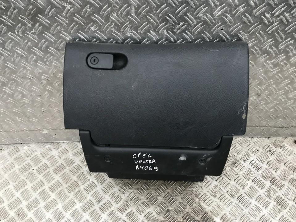 90503555 Opel Vectra 1998 Крышка вещевого ящика