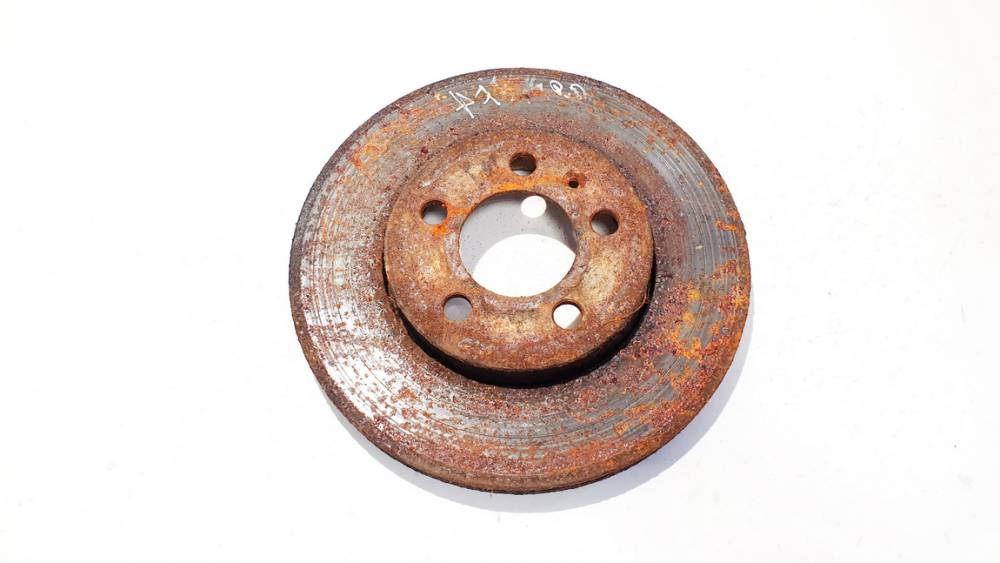 VENTILIUOJAMAS Volkswagen Golf 1998 Przednia tarcza hamulcowa - PRZEDNIE