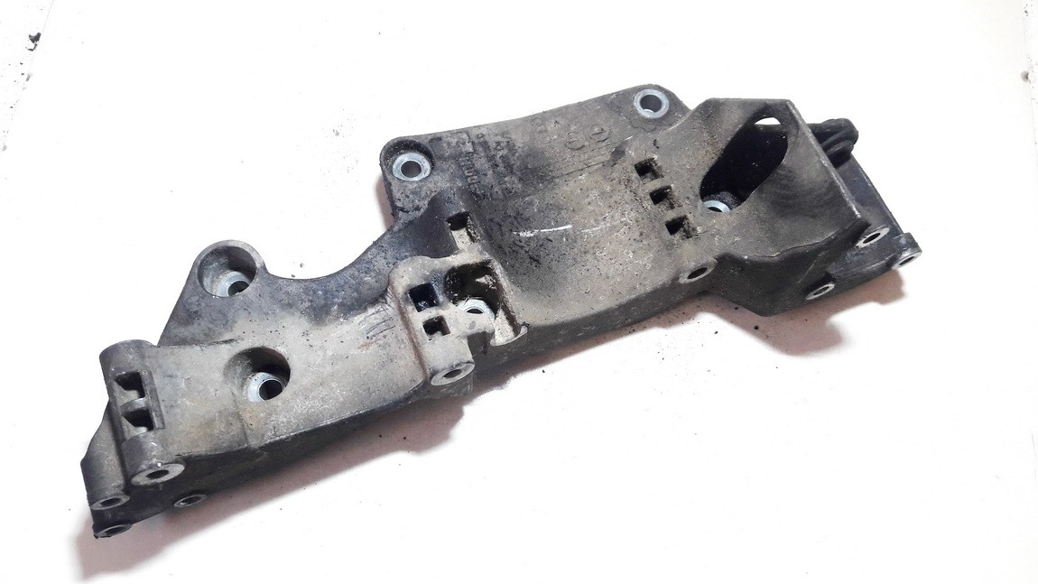 045903143C Seat Leon 2003 Кронштейн двигателя и Кронштейн коробка передач