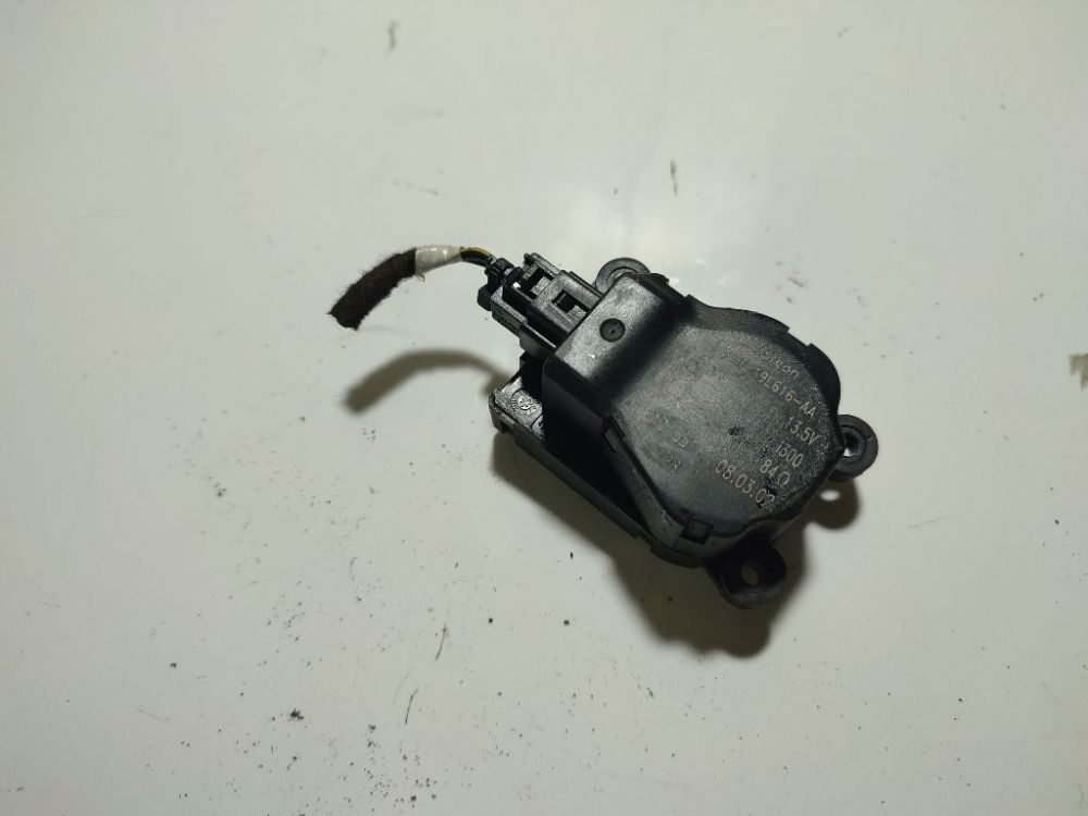 1S7H19E616AA Ford Mondeo 2002 Heater Vent Flap Control Actuator Motor