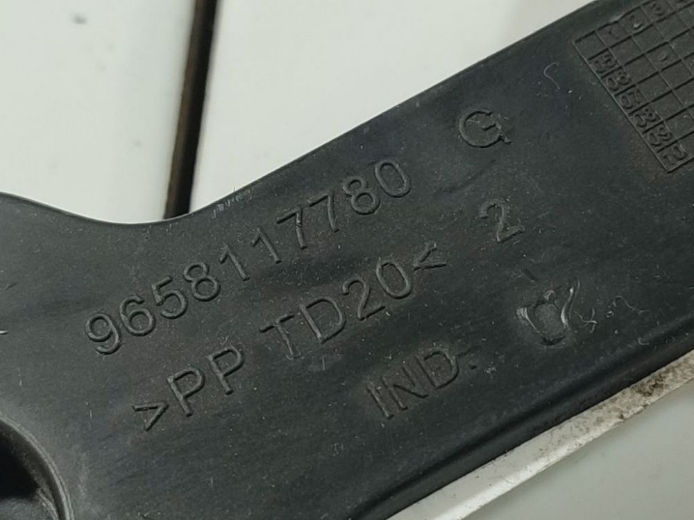 9658117780 Citroen C4 Picasso 2008 Other holders - Thumbnail 4