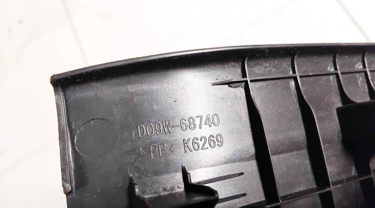 D09W68740 Mazda CX-3 2016 Schwelle verkleidung Hinten Linke - Thumbnail 3