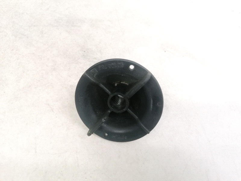 90126755 Opel Corsa 2016 Spare Tire Wheel Mount
