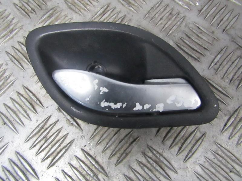 8200000724 Renault Laguna 2003 Door Handle Interior - FRONT RIGHT