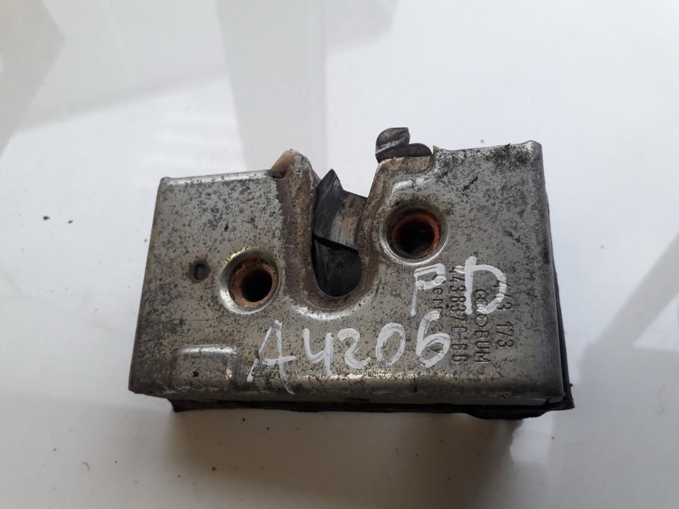 443837016G Audi 100 1986 Door Lock Mechanism - FRONT RIGHT