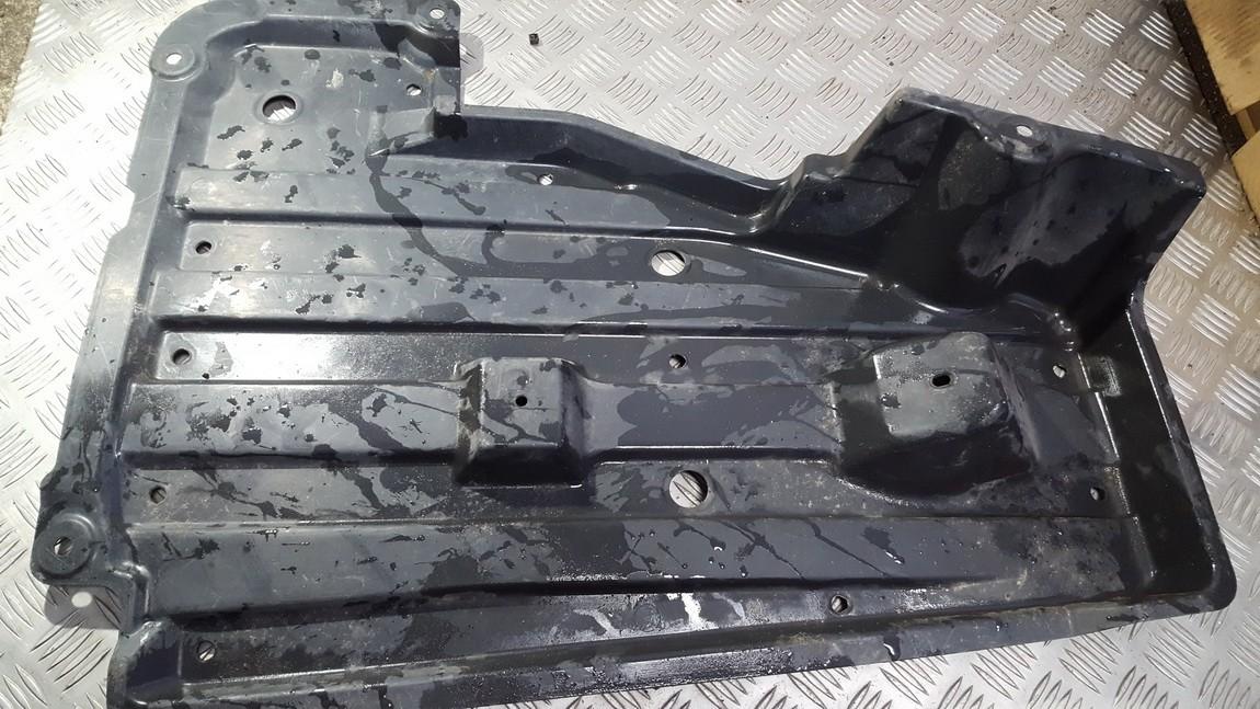 583980F010 Toyota Corolla Verso 2006 Bottom protection