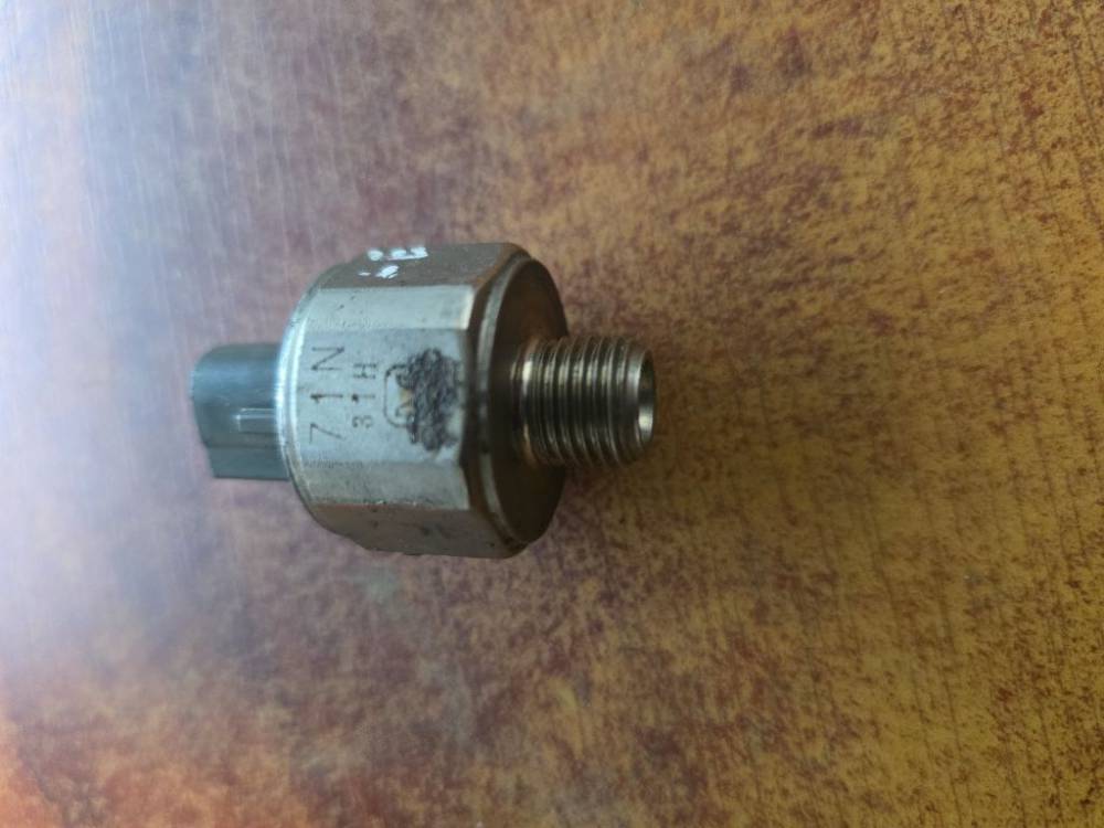 71N Lexus IS - CLASS 2000 Ignition Knock (Detonation) Sensor