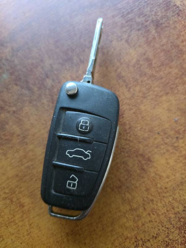 4FD837220R Audi A6 2005 Remote Key