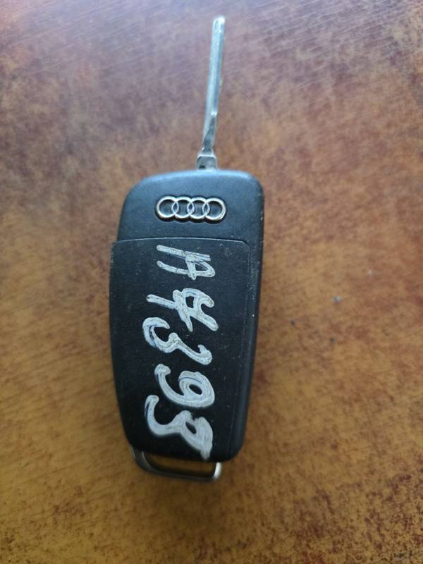 4FD837220R Audi A6 2005 Remote Key - Thumbnail 2