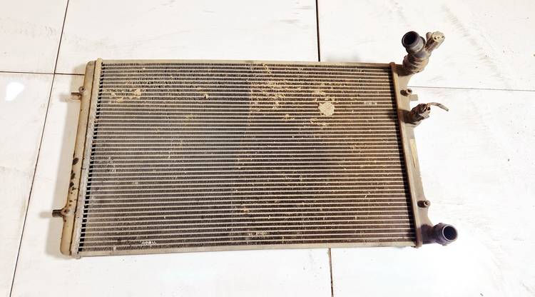 1J0121253AD Skoda Octavia 2003 Chłodnica wody