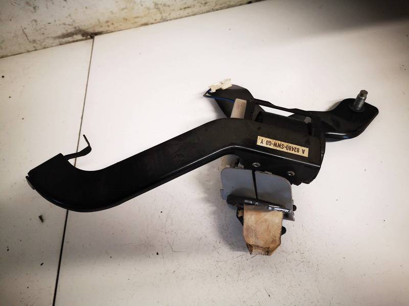 82480SWWG0 Honda CR-V 2007 Seat belt - REAR MIDDLE