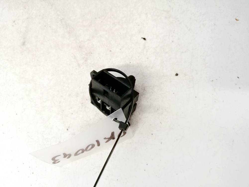 30505H Dodge Magnum 2005 Power window control (Window Regulator-Window Switch)