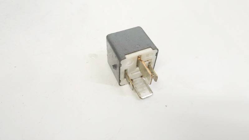 9008087030 Toyota Corolla Verso 2007 Relay module - Thumbnail 3