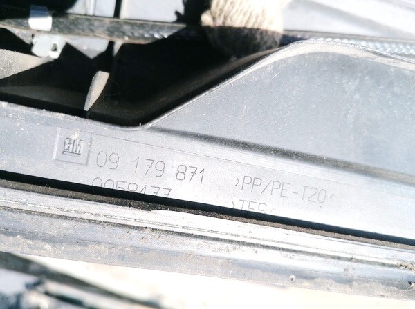 09179871 Opel Signum 2005 Wiper Muolding - FRONT - Thumbnail 3