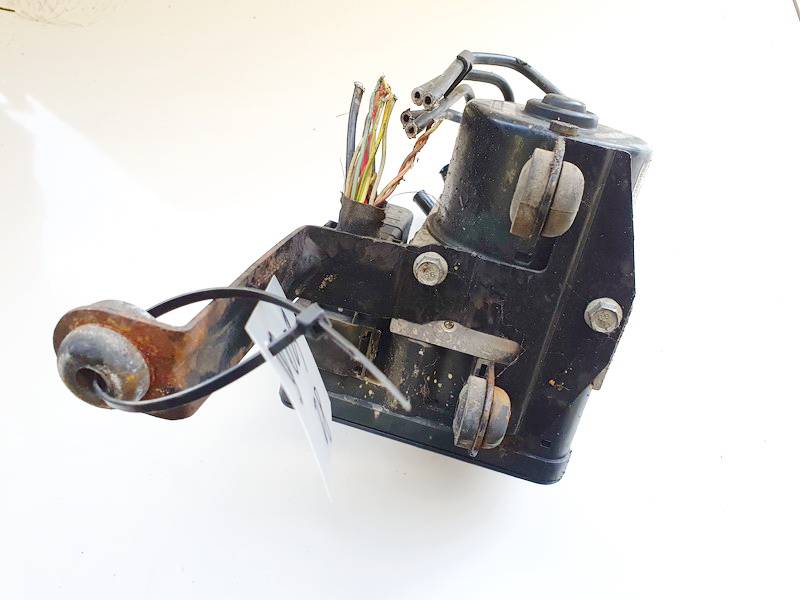 30736589 Volvo V50 2005 ABS Unit (ABS Brake Pump) - Thumbnail 2
