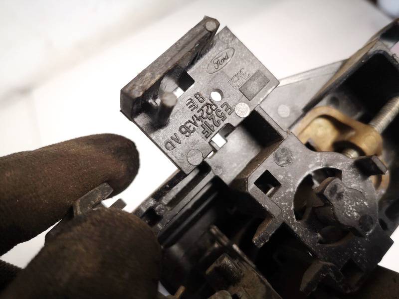 3M51R224A36AD Ford C-MAX 2005 Etuoven ulkokahva - EDESSÄ OIKEALLA - Thumbnail 3