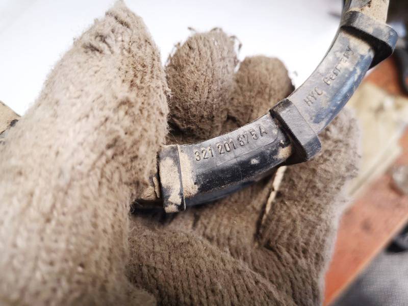 321201375A Volkswagen Golf 2000 Pierścień Mocujący Pompy Paliwa - Thumbnail 4