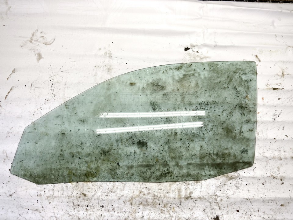 43R001352 Volkswagen Golf 2000 Door-Drop Glass - FRONT LEFT